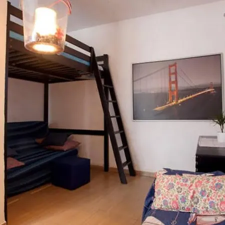 Studio Flat 24 *